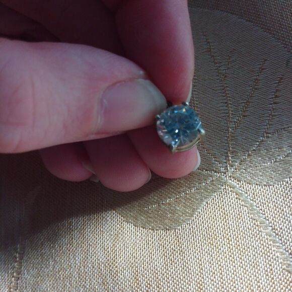 Ice sparkle Crystal necklace pendant - Picture 4 of 5